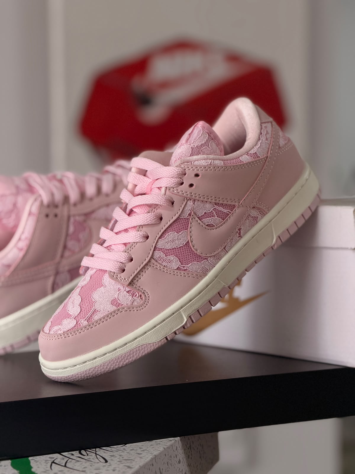 NIKE DUNK LOW REGAL PINK