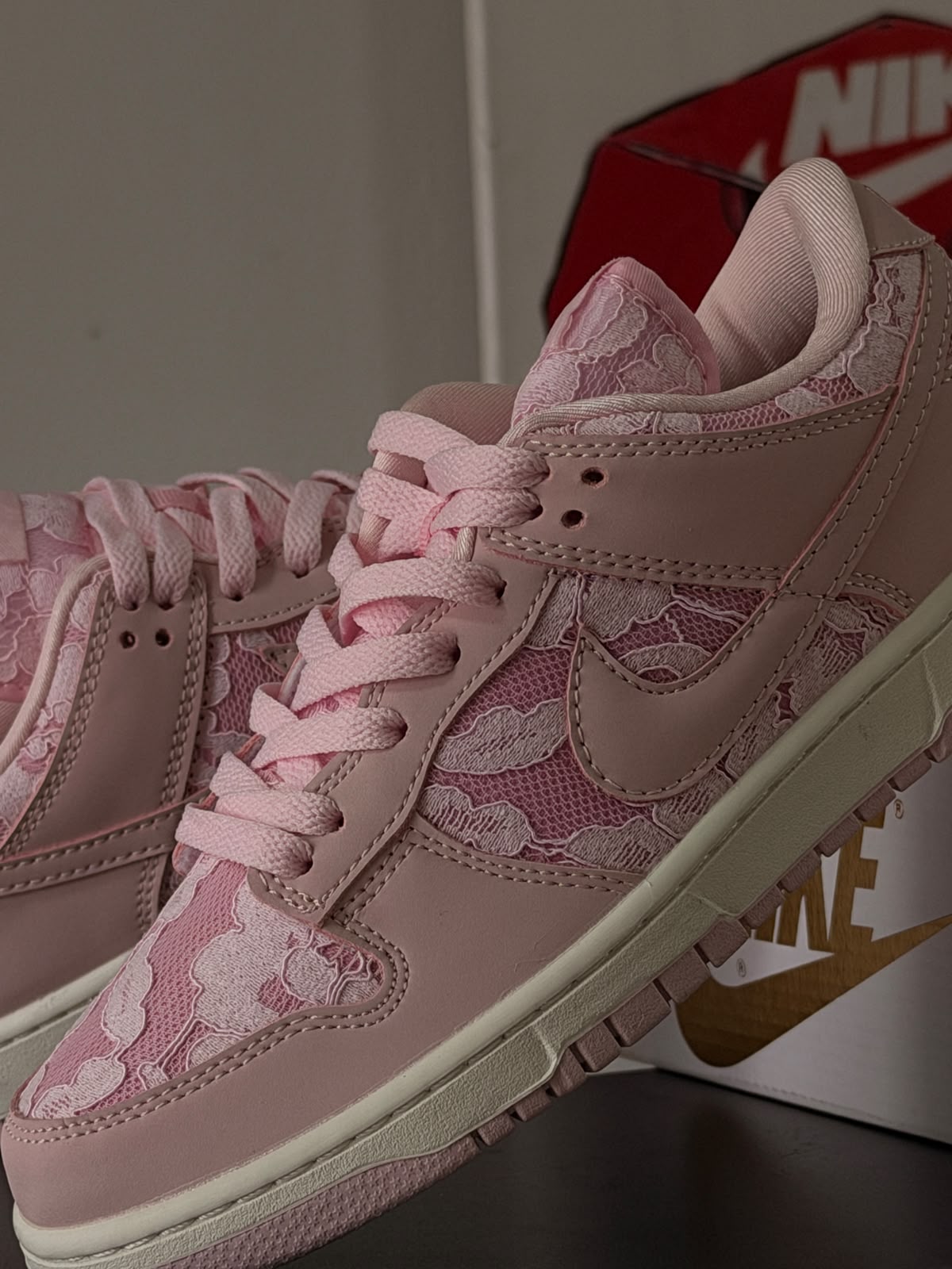 NIKE DUNK LOW REGAL PINK