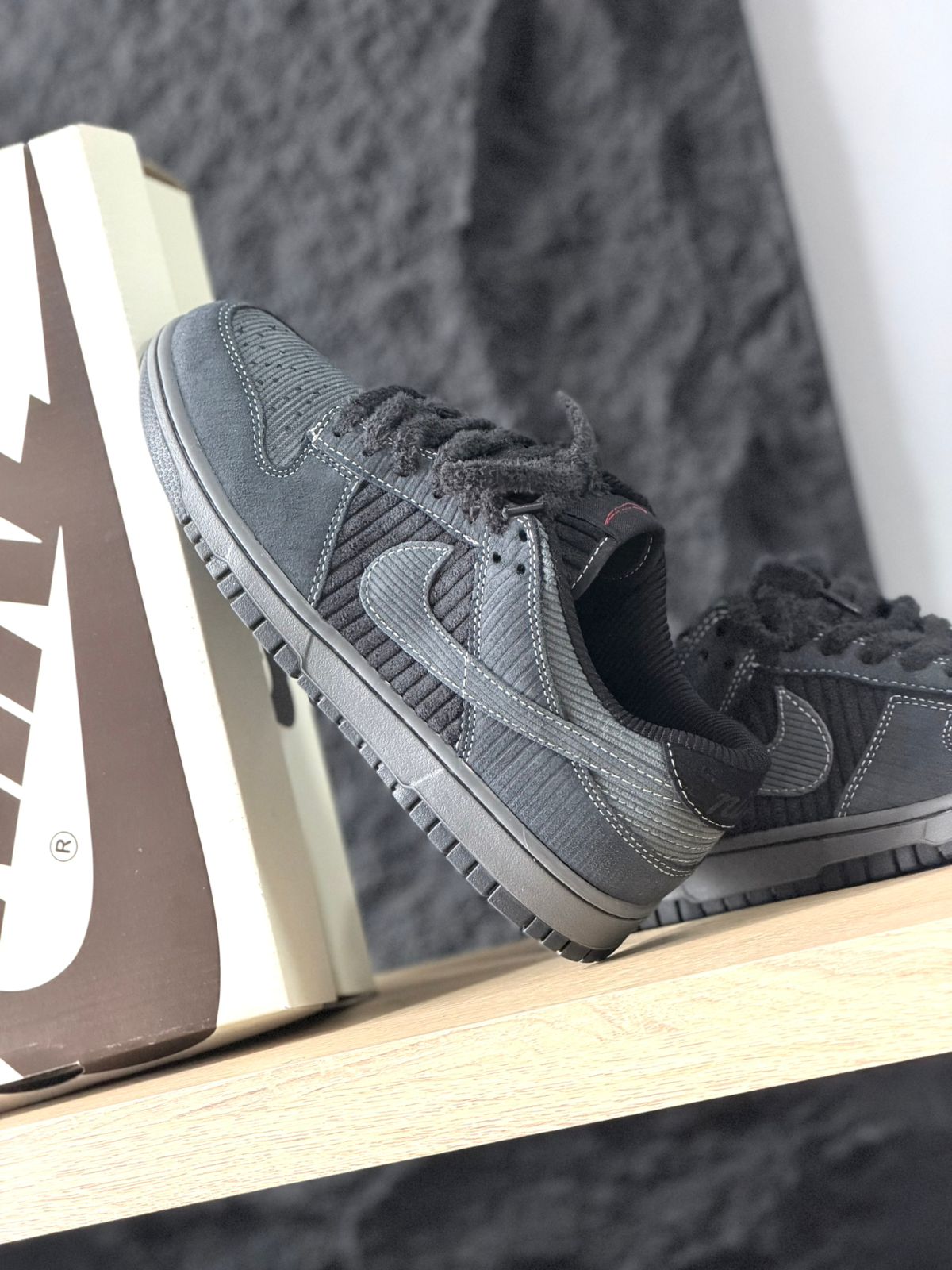 NIKE DUNK LOW RETRO MARS STONE