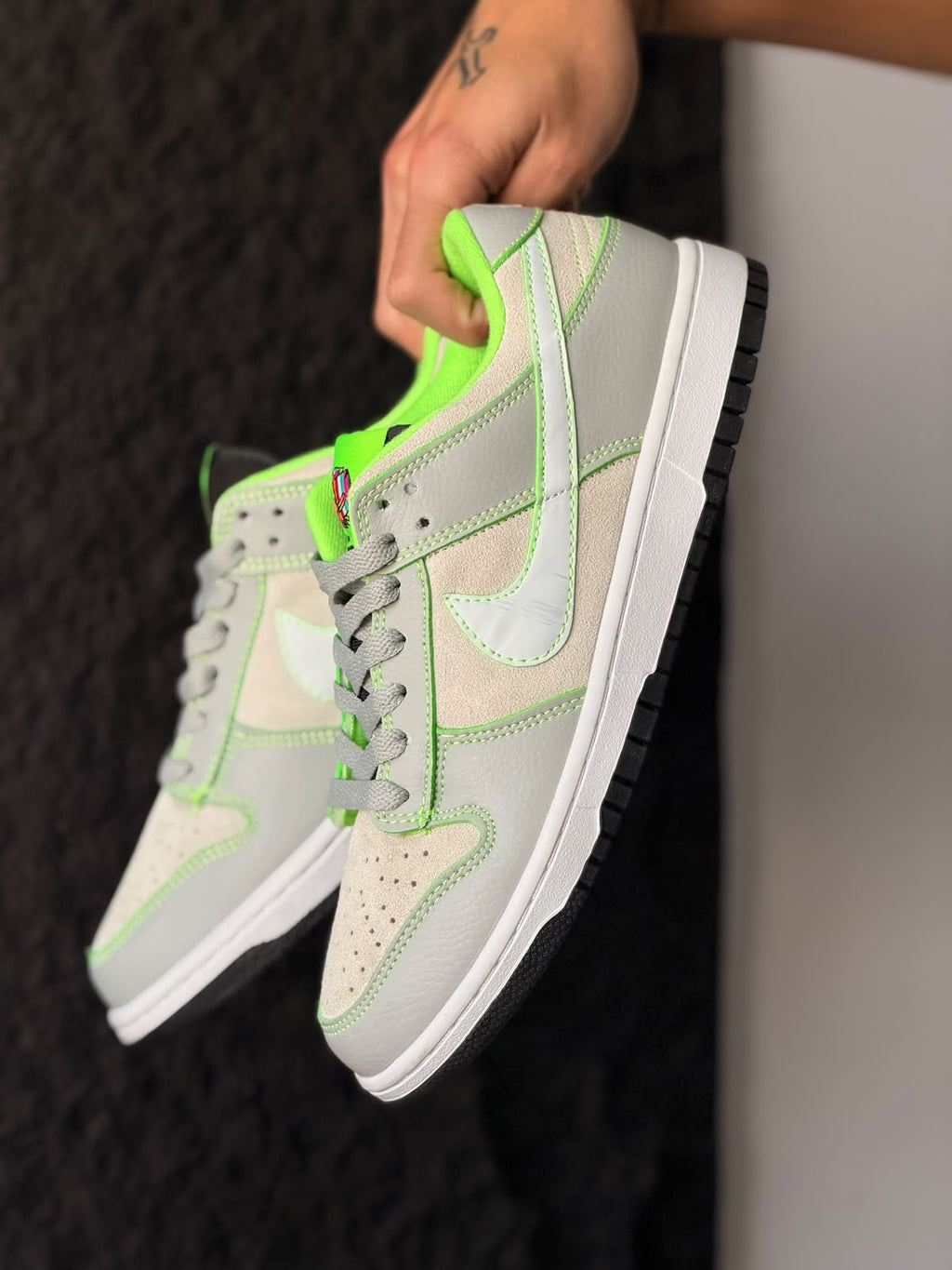 NIKE DUNK LOW UNIVERSITY