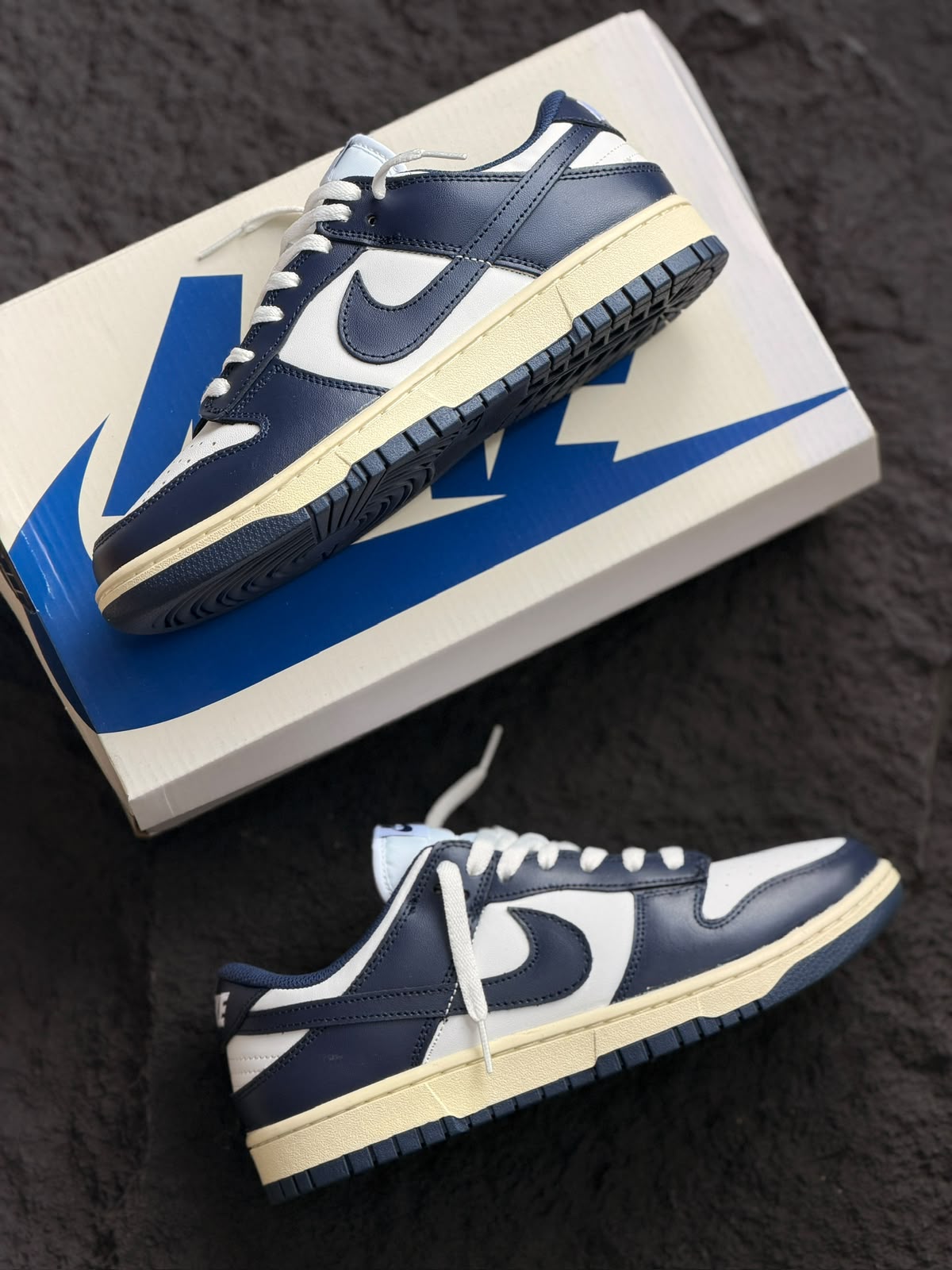 NIKE DUNK LOW VINTAGE NAVY