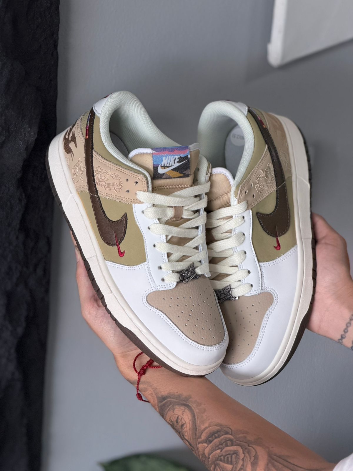 NIKE DUNK SE LNY