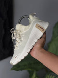 NIKE FREE METCON 6 BEIGE BLANCO