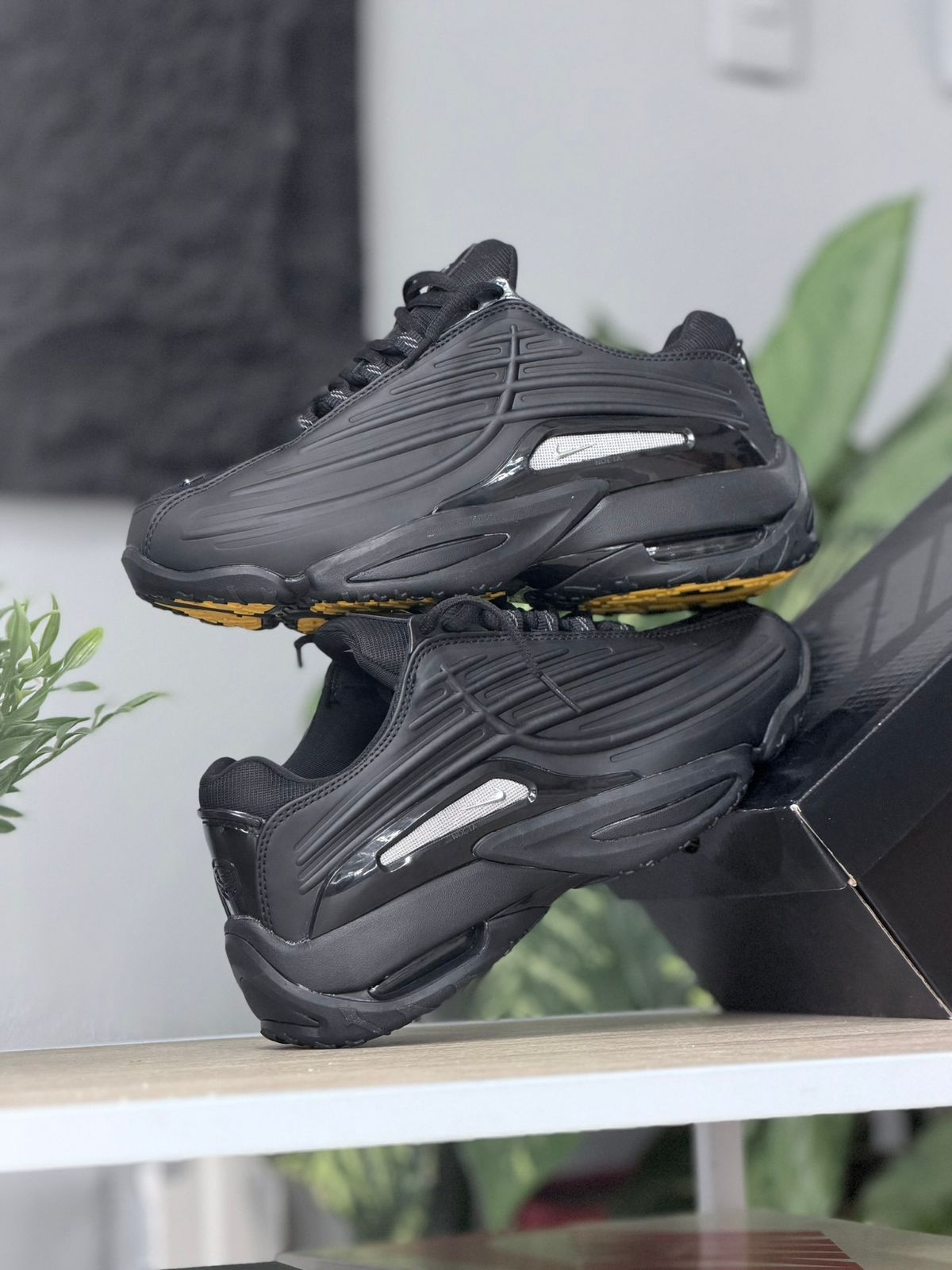 NIKE HOT STEP 2 NOCTA DRAKE BLACK