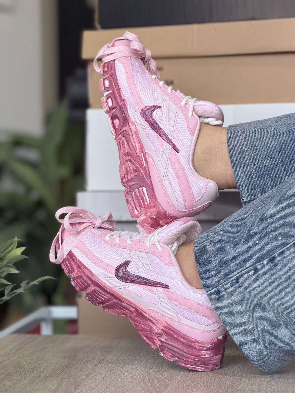 NIKE INITIATOR PINK