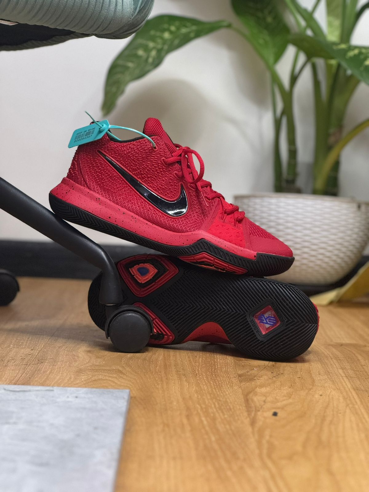NIKE KYRIE 3 CANDY