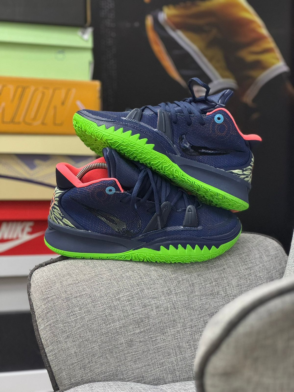 NIKE KYRIE 7