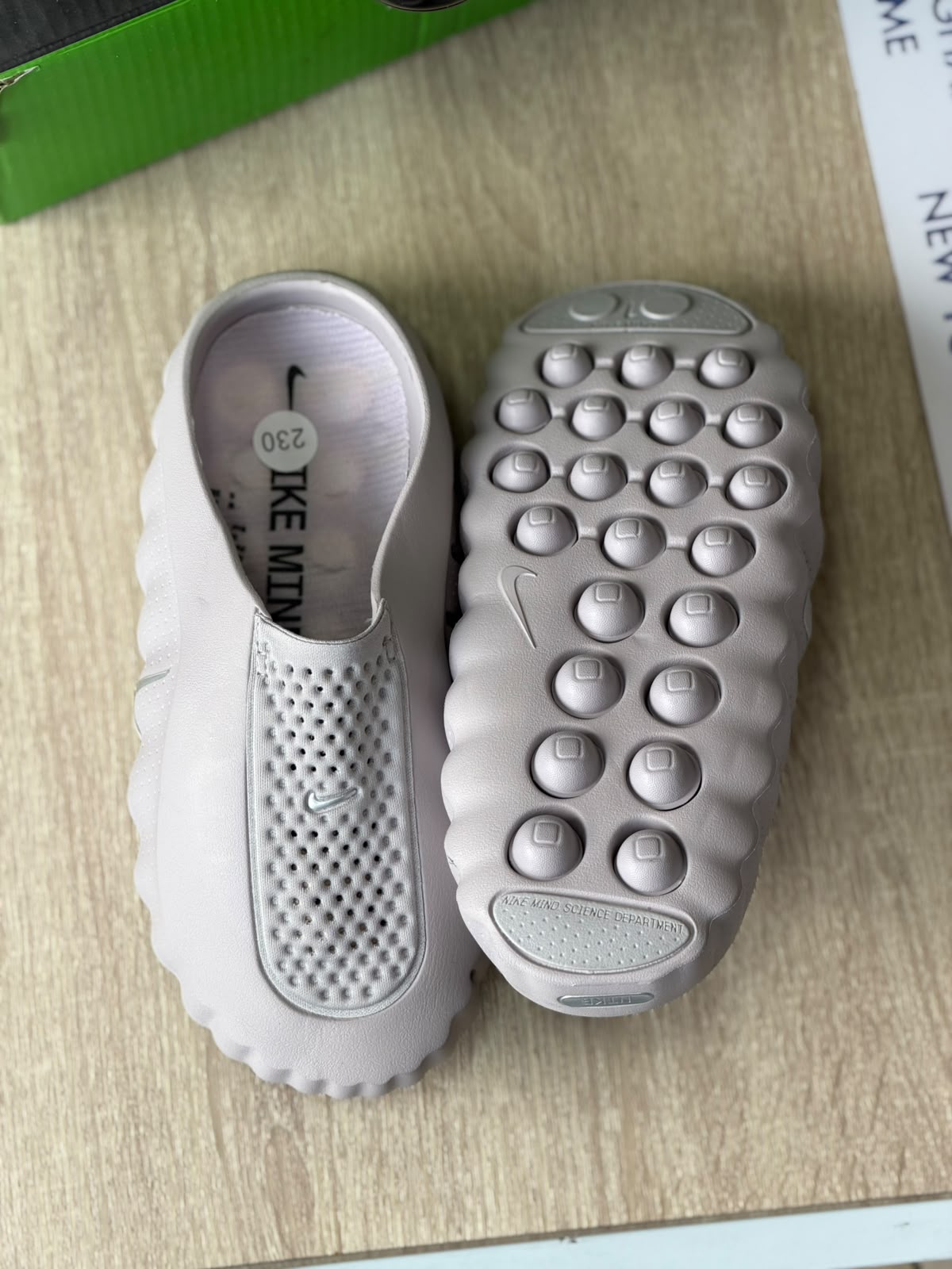 NIKE MIND 001 PINK
