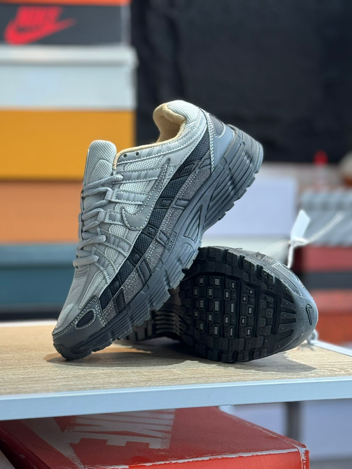 NIKE P6000 SMOKE GREY PLATINUM