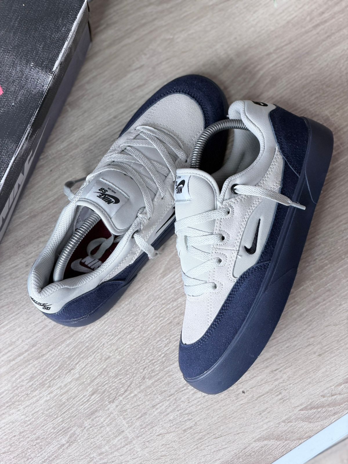 NIKE  SB