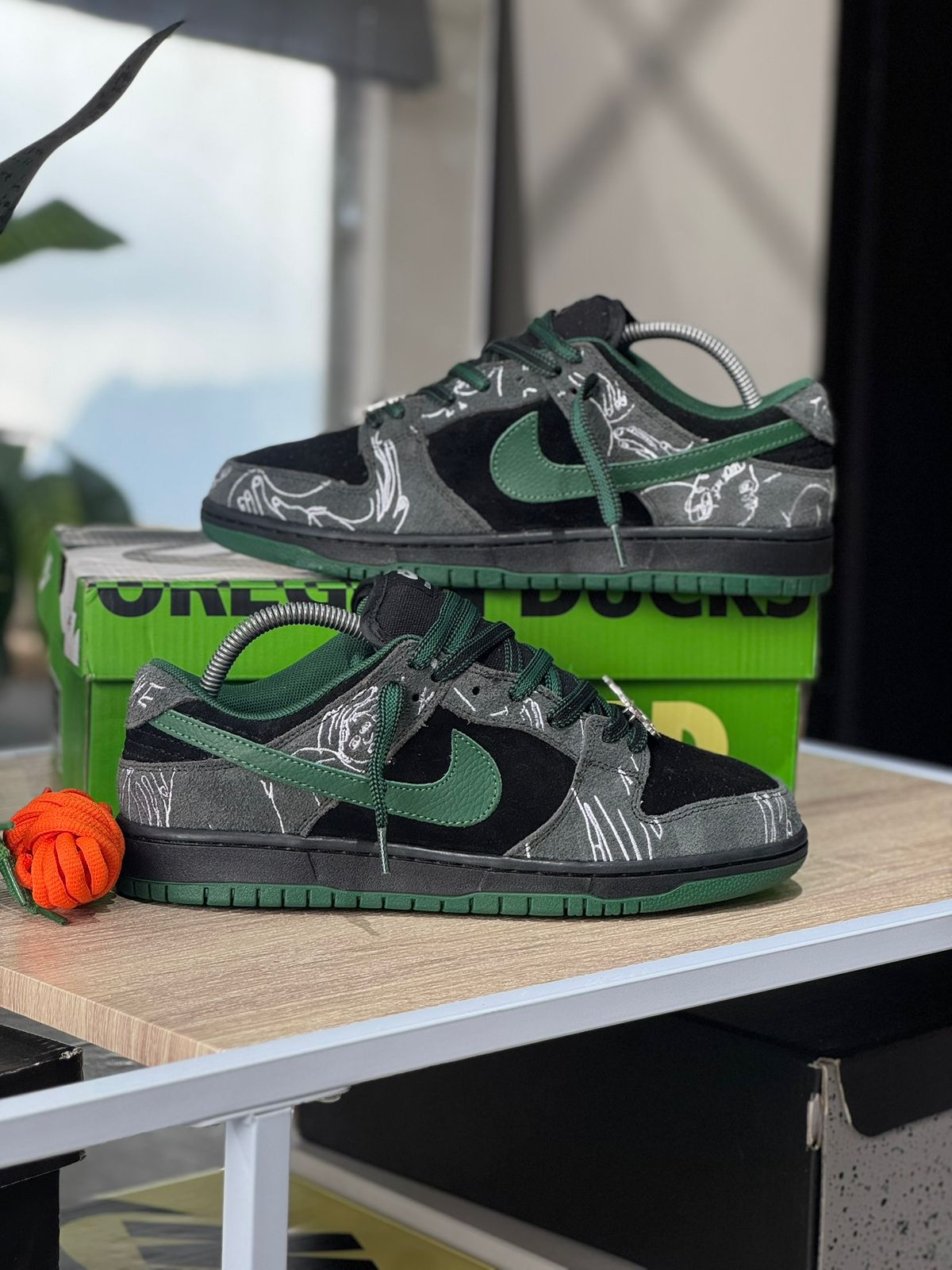 NIKE SB DUNK LOW X THERE SKATEBOARDS