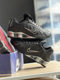 NIKE SHOX R4 BLACK METALLIC