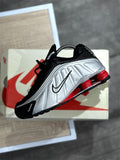 NIKE SHOX R4 METALLIC