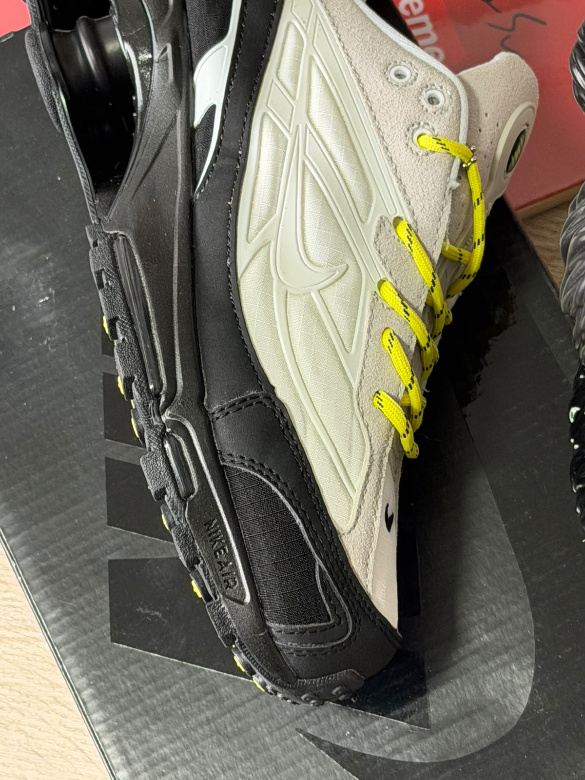 NIKE SHOX PHANTON