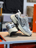NIKE V5K GREY