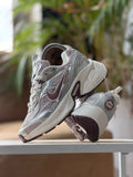 NIKE V5K RUN PLATINUM