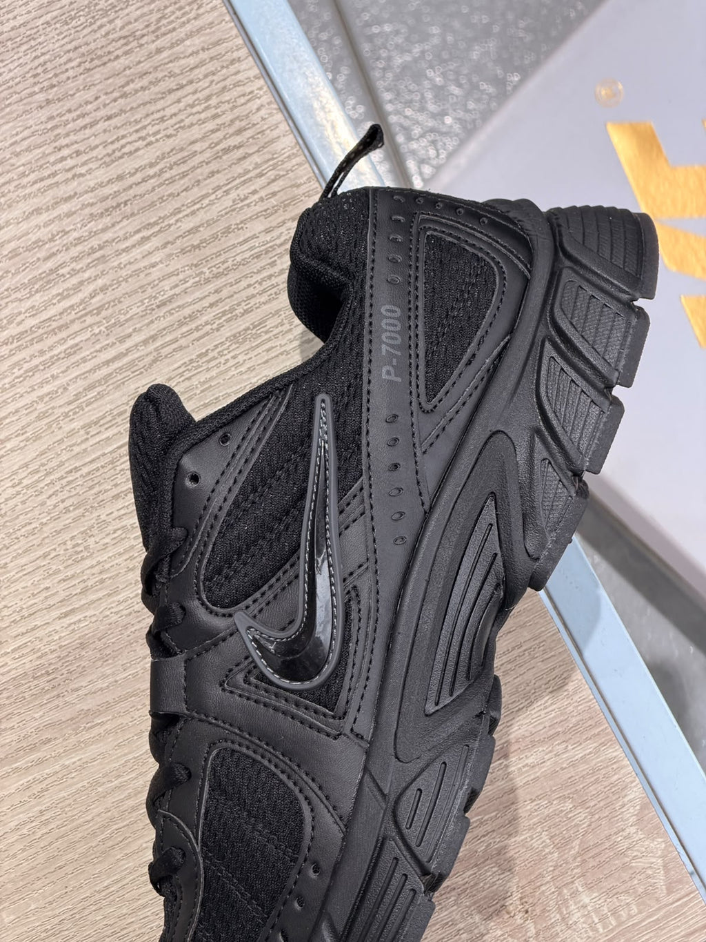 NIKE V5 RNR NEGRO