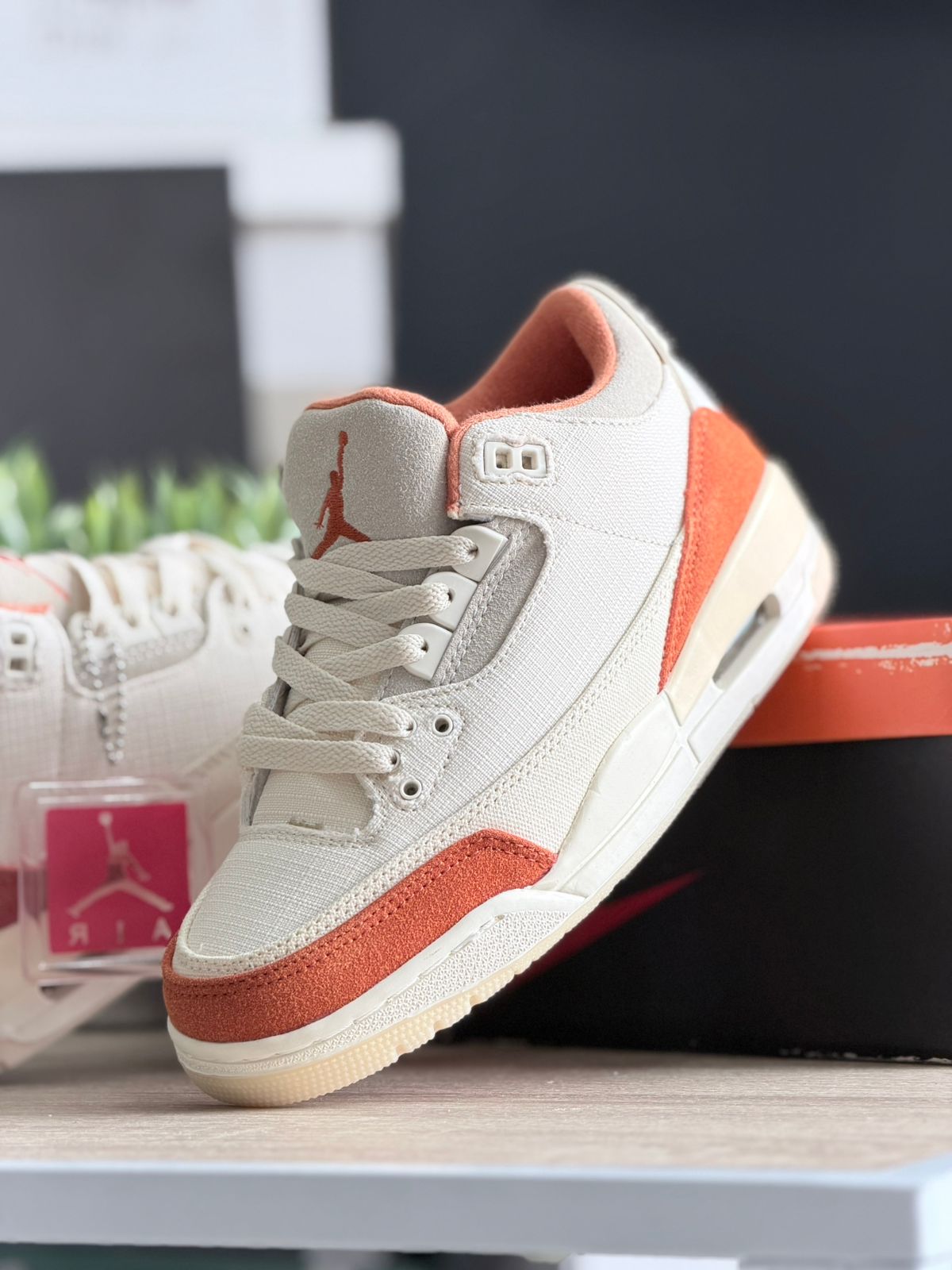 NIKE WMNS JORDAN RETRO 3 STARFISH