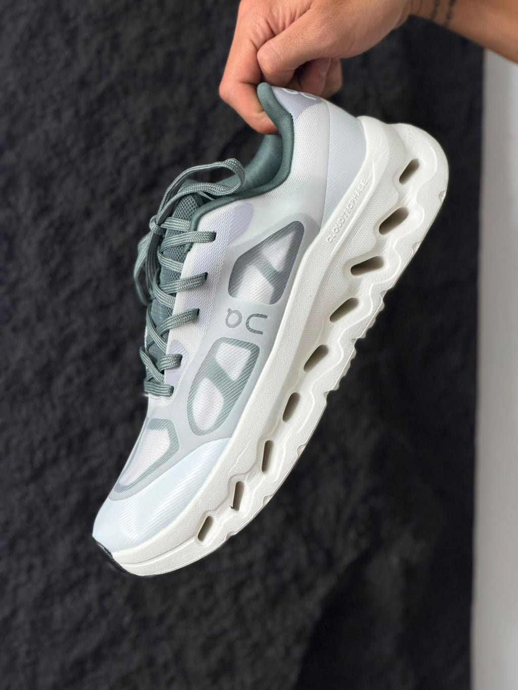 ON CLOUD REMIX