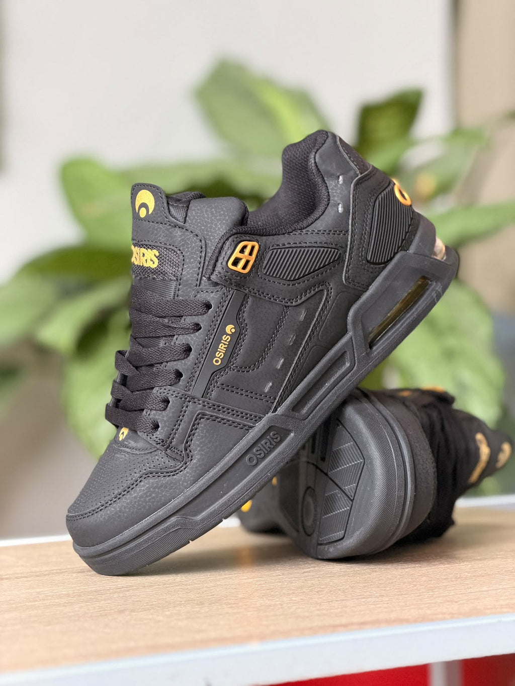 OSIRIS PERIL BLACK YELLOW