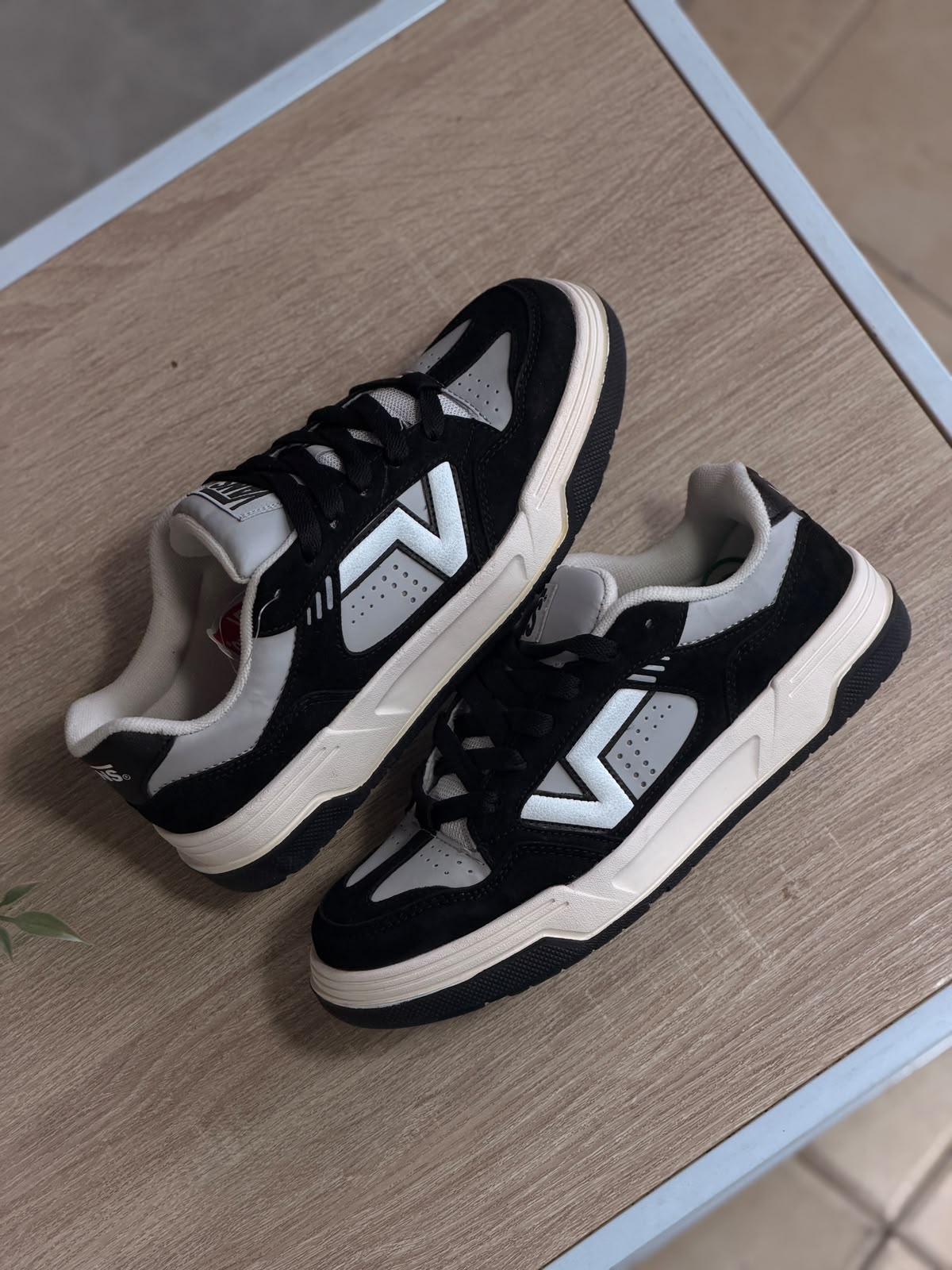 VANS UPLAND