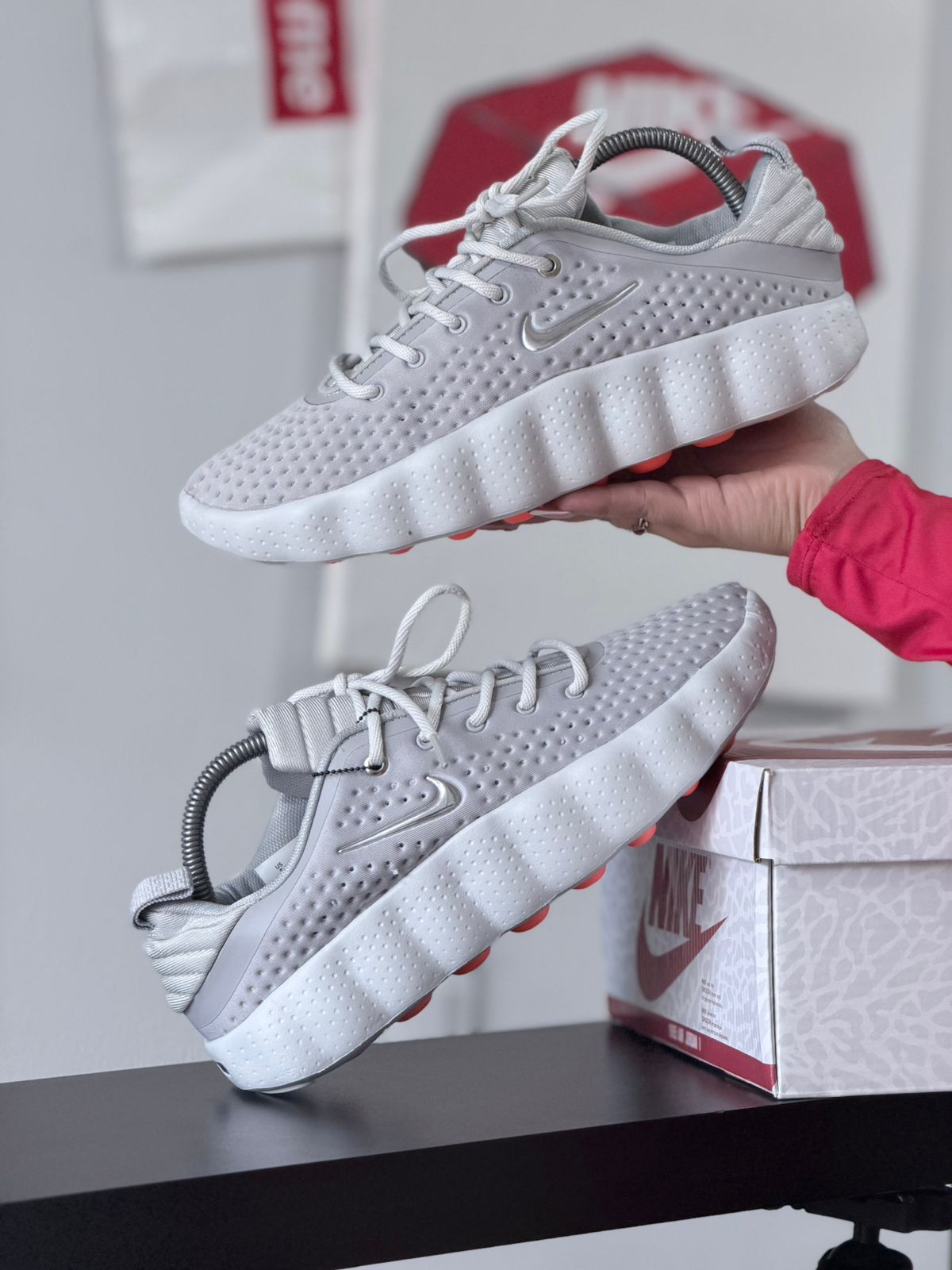 nike mind 002